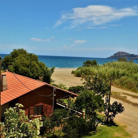 Wooden Beach House Gerani  Esterno foto