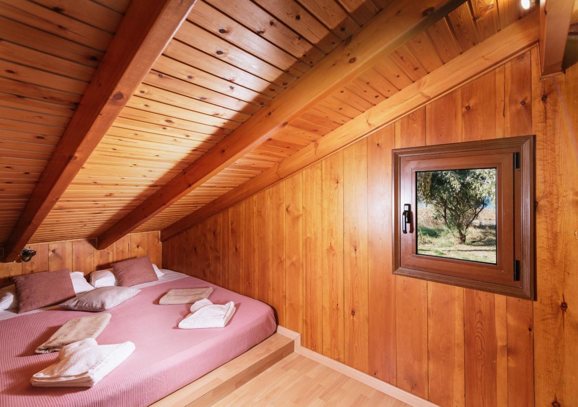 Wooden Beach House Gerani  Esterno foto