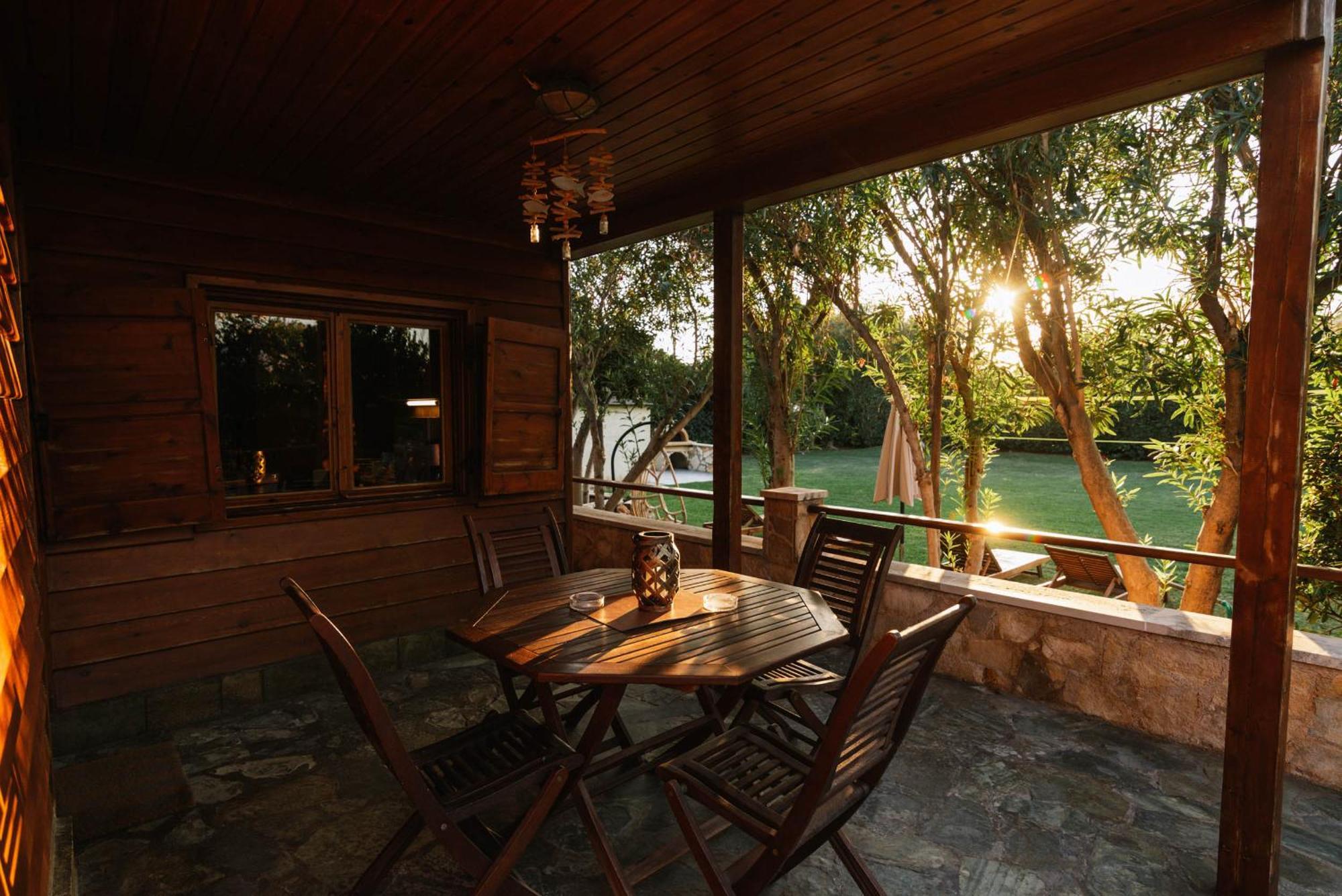 Wooden Beach House Gerani  Esterno foto