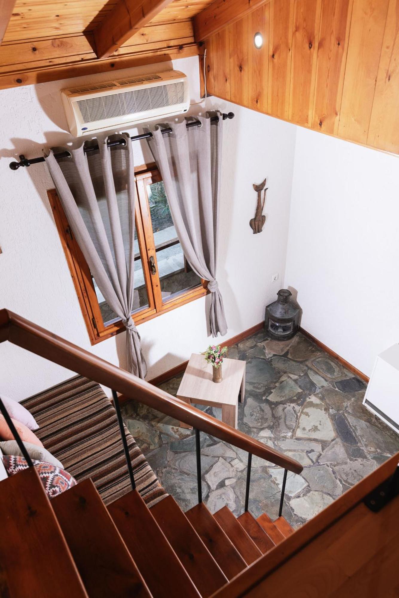 Wooden Beach House Gerani  Esterno foto