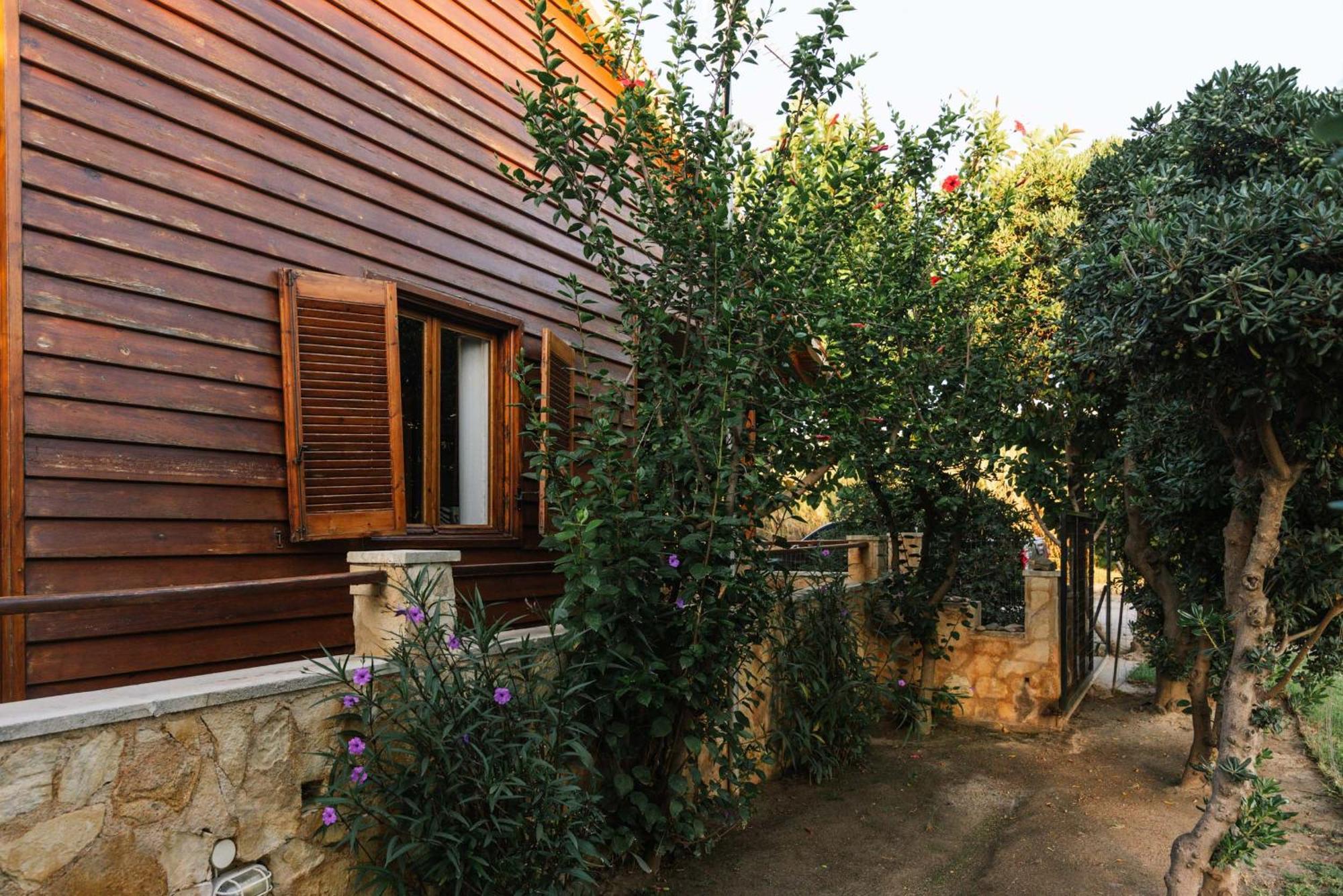 Wooden Beach House Gerani  Esterno foto