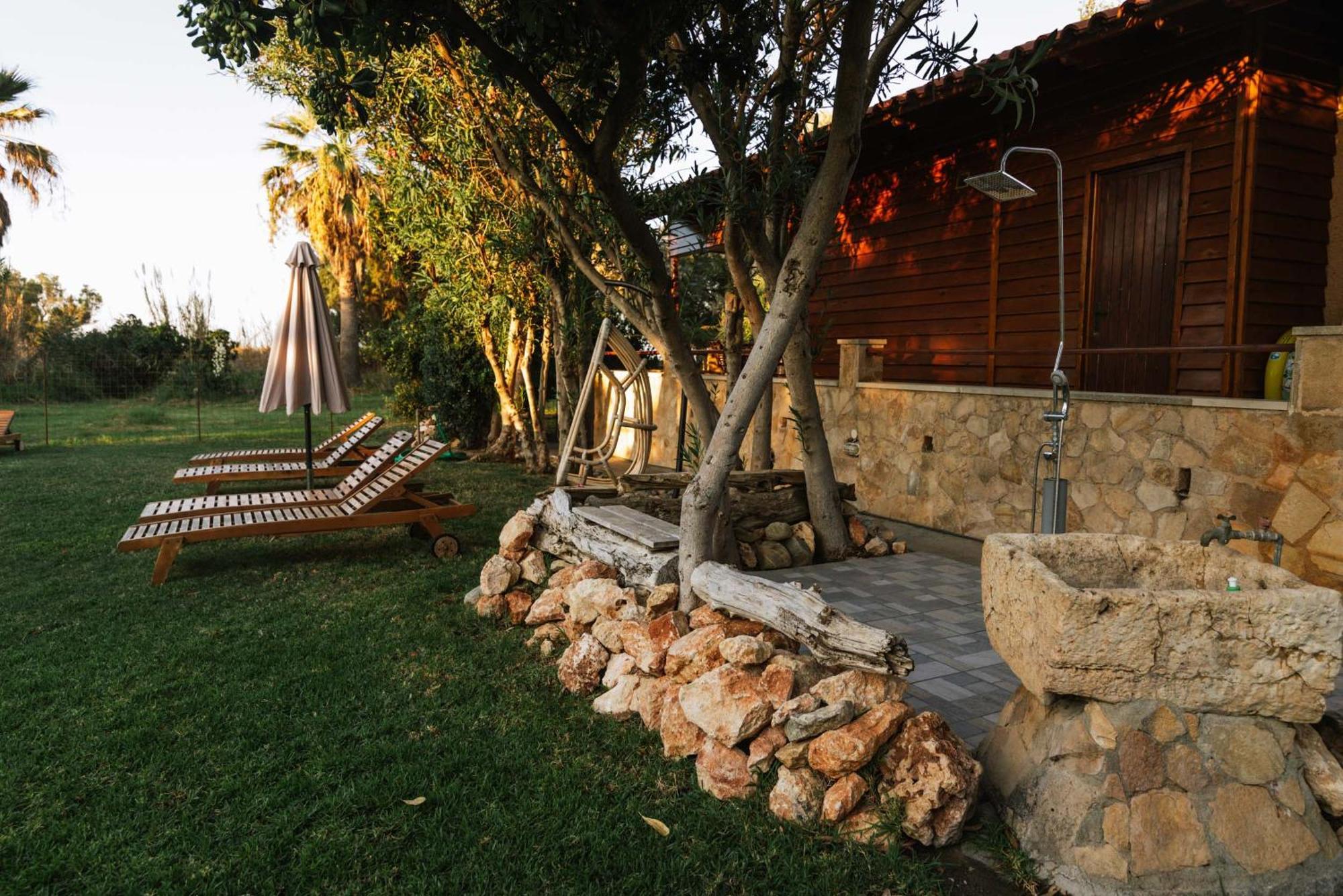 Wooden Beach House Gerani  Esterno foto